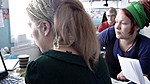 Yhteisty�ll� hommat sujuvat jouhevasti.