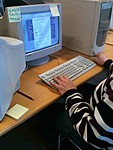 Byrokratia vaatii sähköisen lomakkeen täytön. Ja lisäksi allekirjoituksen ja nimenselvennyksen.