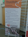 Yhdistyksen uusi banderoli: 10 teesiä omaishoitajuudesta.
