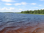 Marrasjärvellä on hienoja uimarantoja ihan likellä.